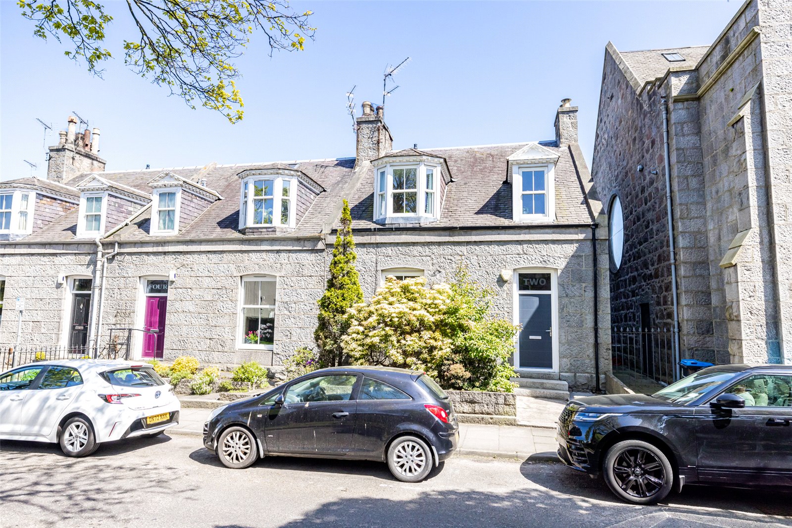 2 Loanhead Terrace