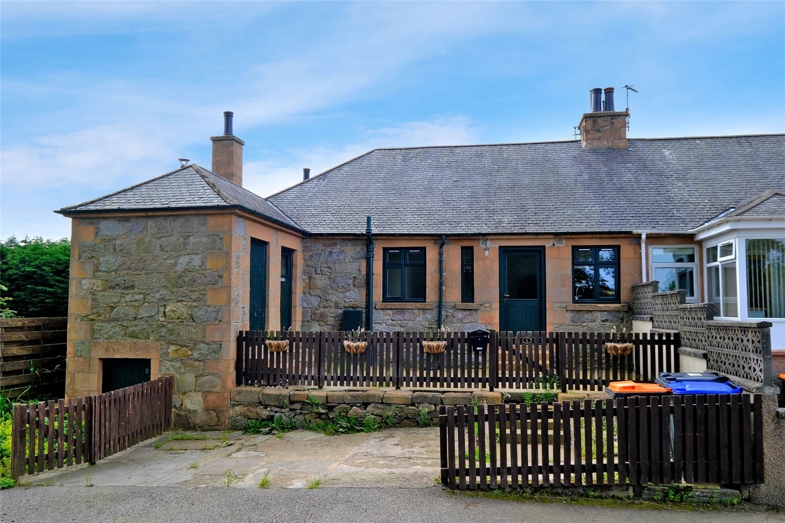 1 South Mains Cottages