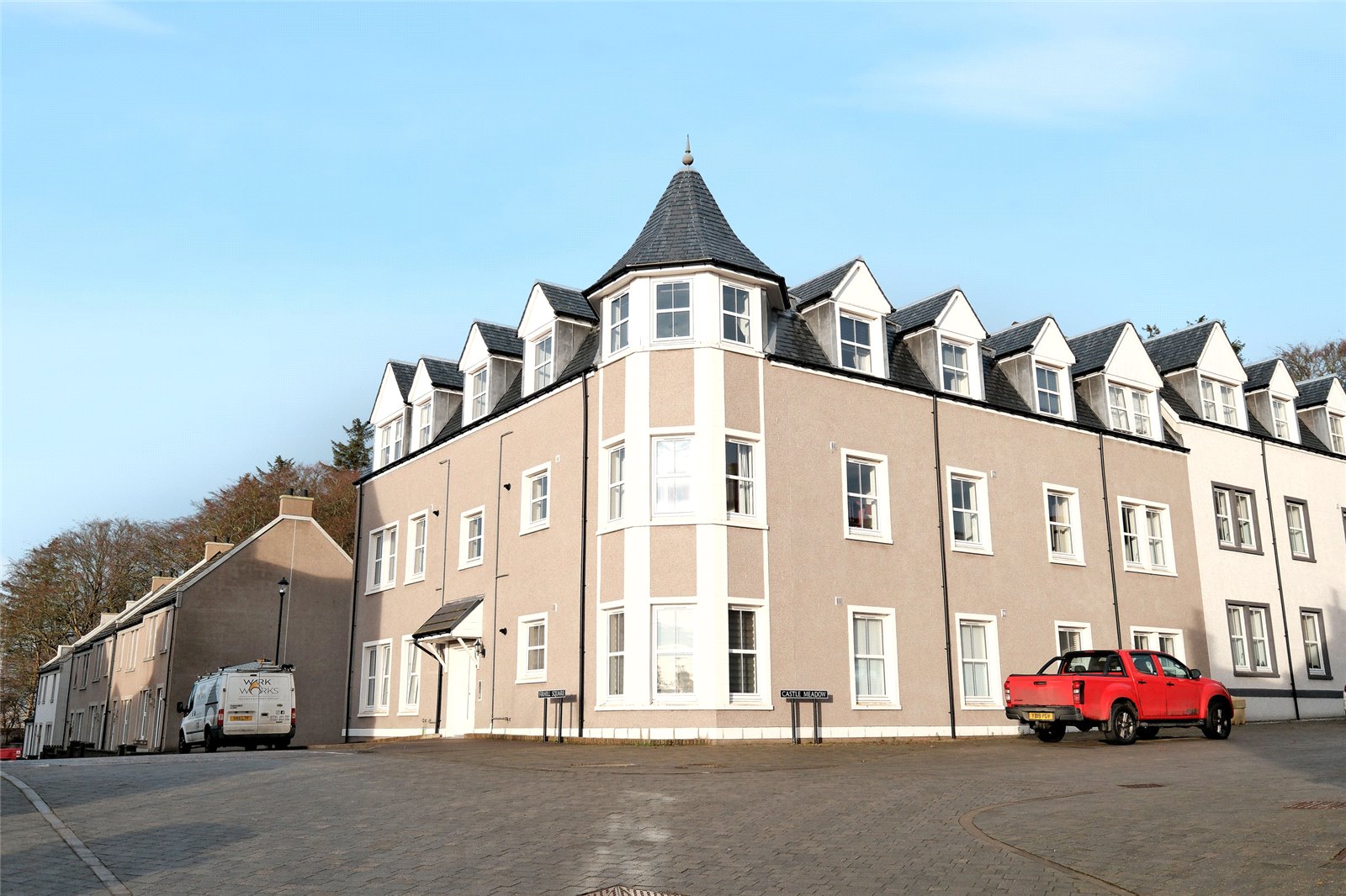 Flat I, 5 Firhill Square